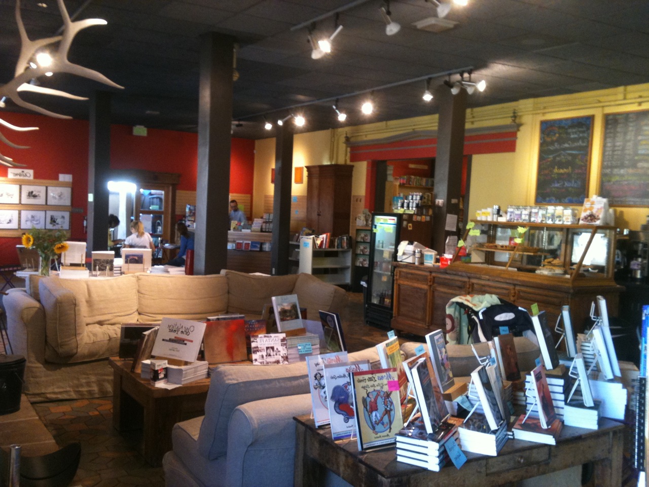 Coffee Talk Booksellers On The Pros And Cons Of Bookstore
