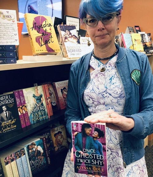 Bookseller Maryelizabeth recommending Alyssa Cole's ONCE GHOSTED, TWICE SHY